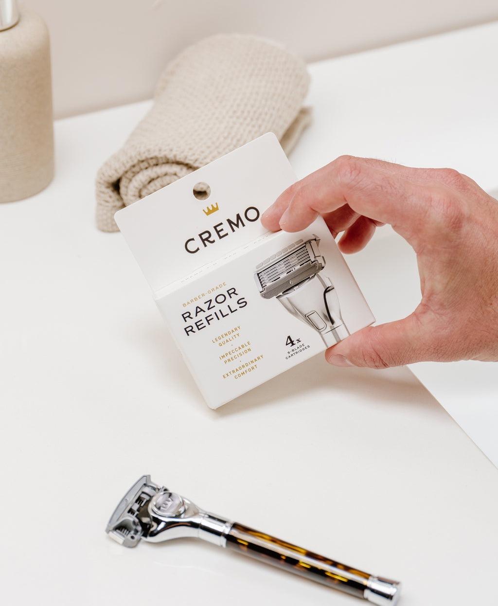 Cremo Reeusable Razor Cremo Barber Grade Razor Refills
